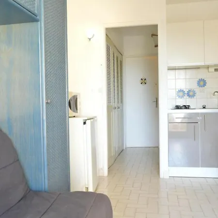 Cap D'agde, 2 Pieces, 4 Personnes - Fr-1-249-65